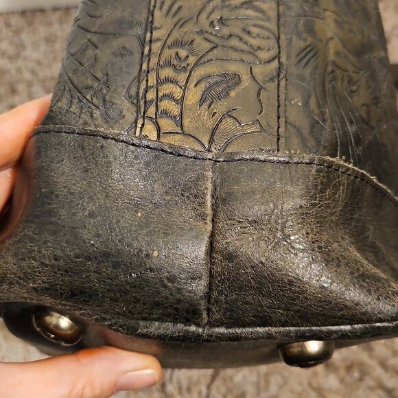 STS Ranch embossed paisley shoulder bag - Picture 3 of 14